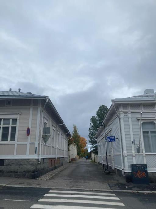 Mukava Saunallinen Kaksio Omalla Sisaeaenkaeynnillae Ja Ilmaisella Autopaikalla Kuopio Exteriér fotografie